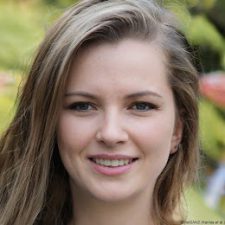 Profile picture of Elaina Melochick