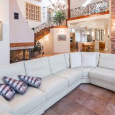 Profile picture of Furnova