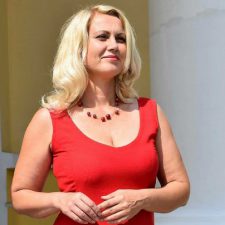 Profile picture of Doris Hall